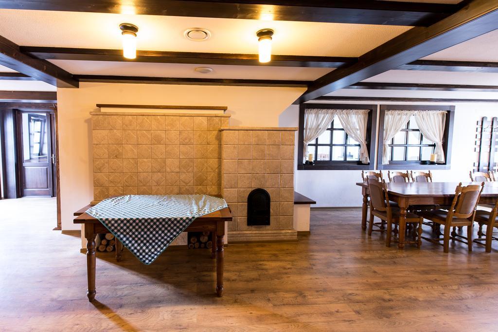 Hotel Castel Royal Mosnita Noua Ngoại thất bức ảnh