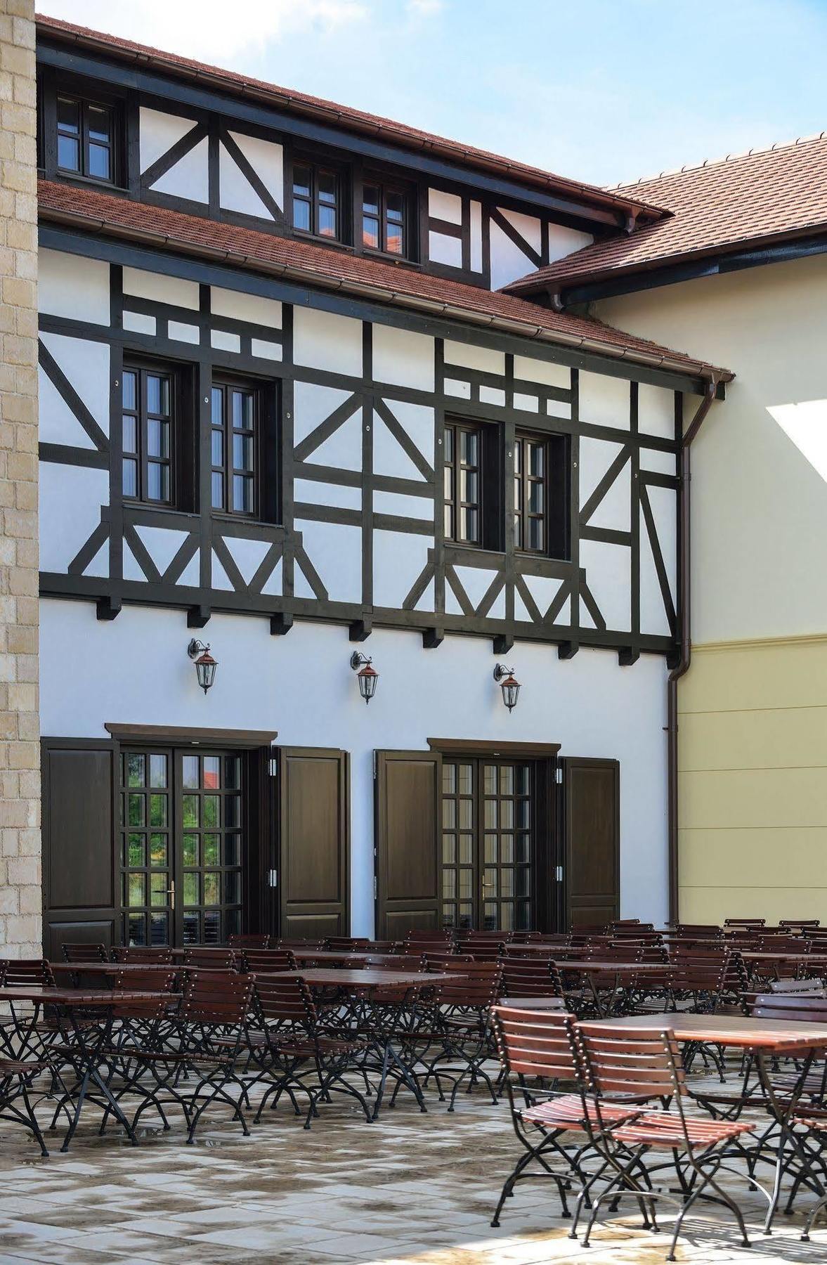 Hotel Castel Royal Mosnita Noua Ngoại thất bức ảnh